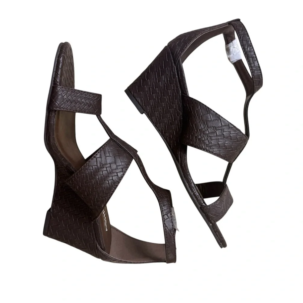 Ashro | Sandee Wedge Brown New With Tags NWT